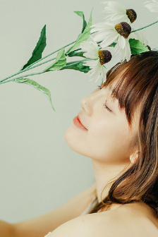 宝宝腿趴开一点就不会疼的原因和预